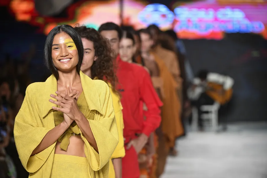 Apoyamos desfiles destacados en SPFW