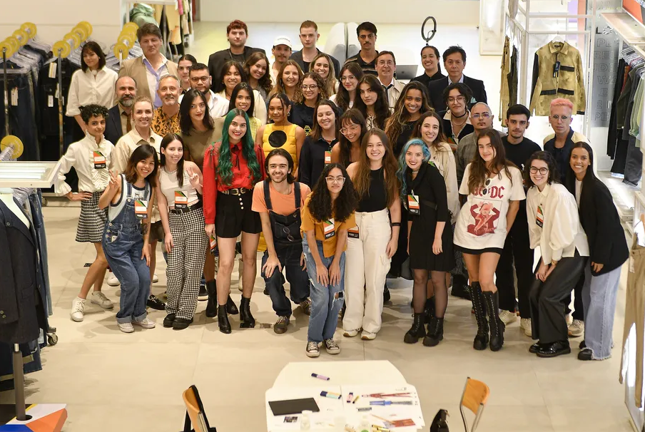 Showroom en SP recibe a jóvenes del concurso Pierre Cardin Young Designers Contest